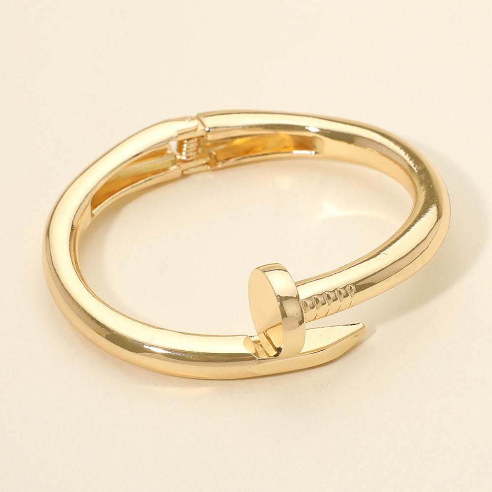 Joint nail bracelet